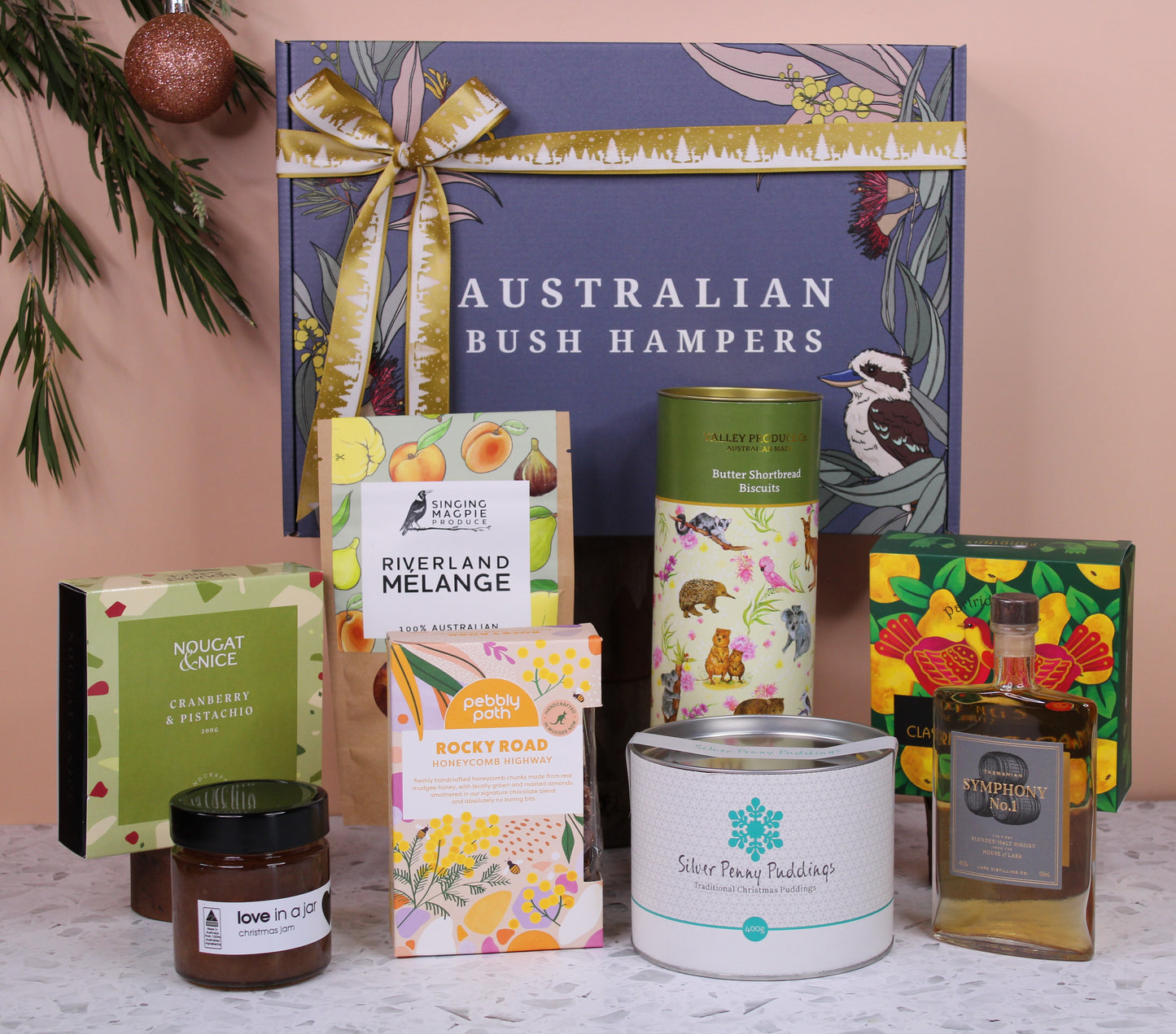 Green and Gold Traditional Christmas Hamper with Whisky